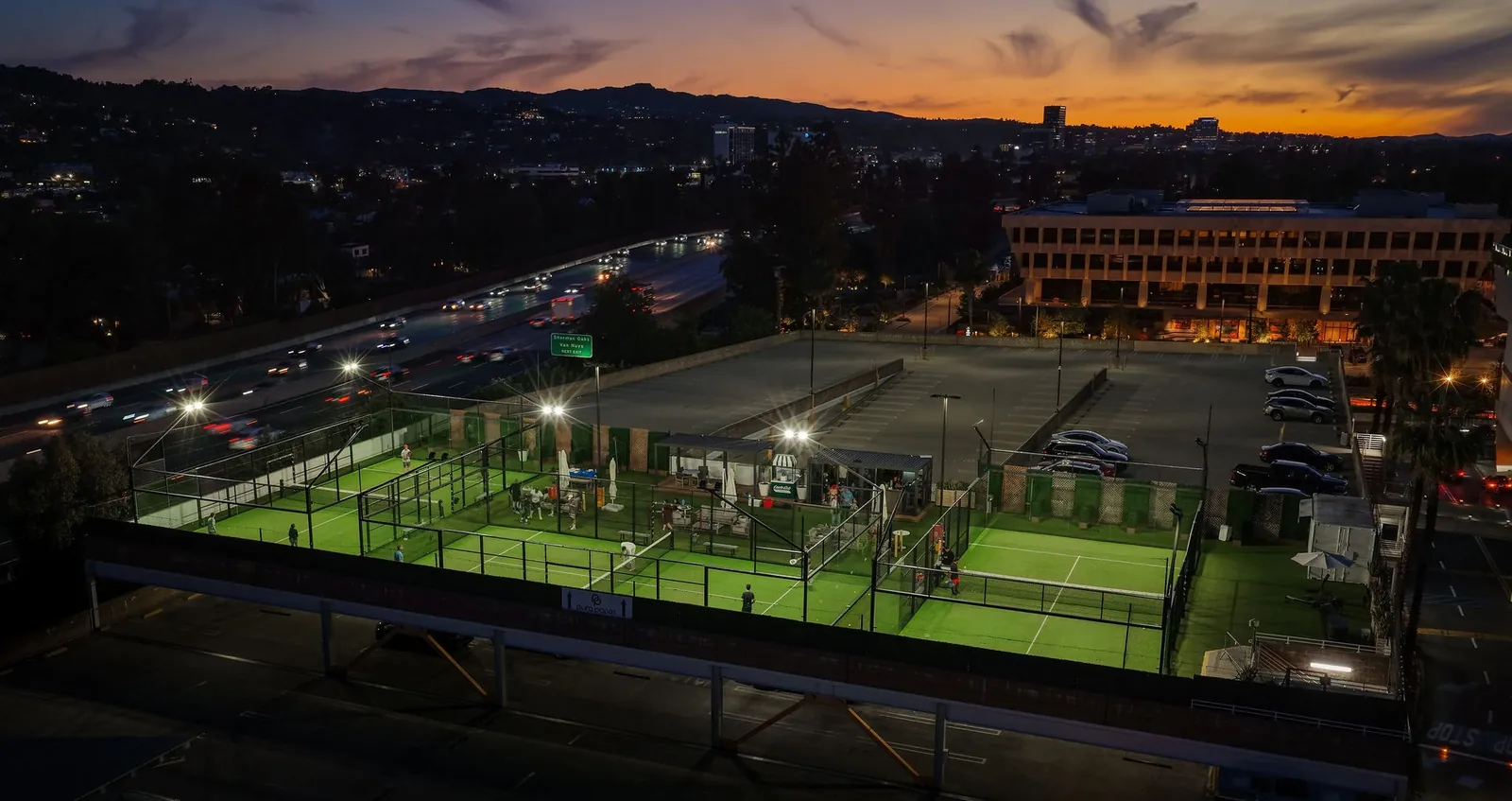 Pura Padel courts
